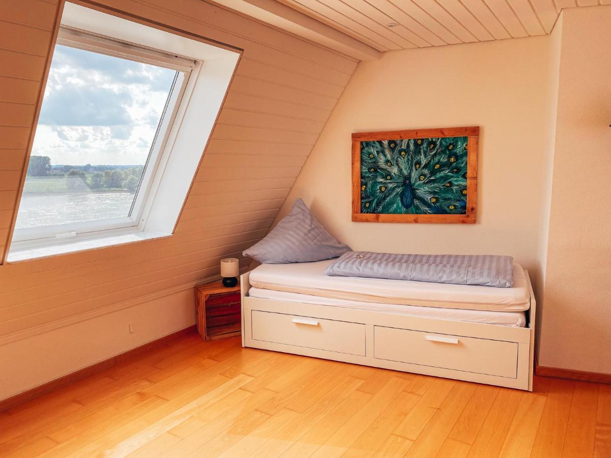 Rheinloft 3 - Große Giebelwohnung mit Dachterrassen an der Rheinpromenade Emmerich Exterior foto
