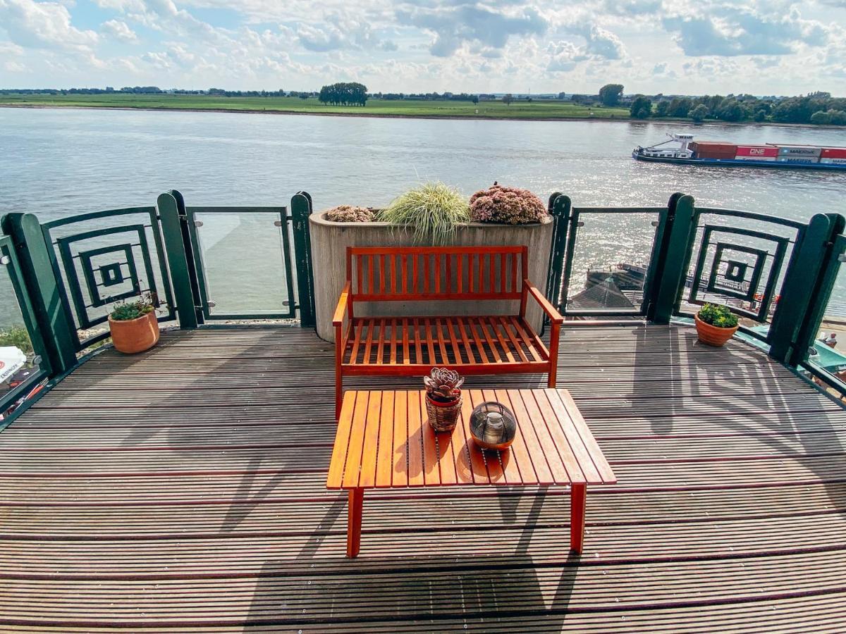 Rheinloft 3 - Große Giebelwohnung mit Dachterrassen an der Rheinpromenade Emmerich Exterior foto